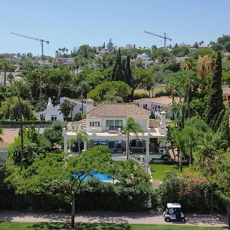 Tranquila - Elegant Luxury With Private Pool, Gym, Stunning Outdoor Space Spcrm5587 Villa Marbella