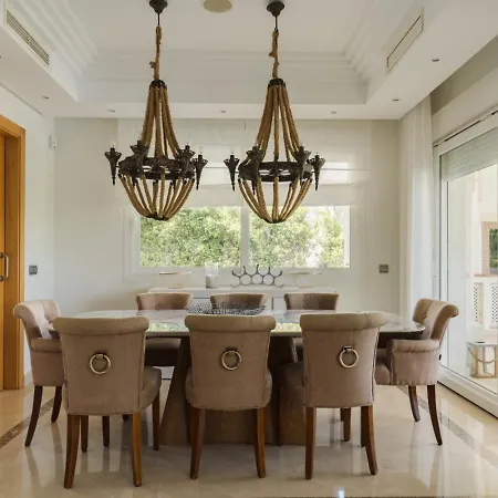 Tranquila - Elegant Luxury With Private Pool, Gym, Stunning Outdoor Space Spcrm5587 Villa