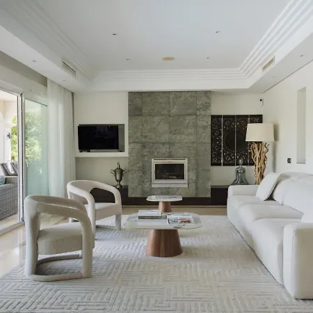 Tranquila - Elegant Luxury With Private Pool, Gym, Stunning Outdoor Space Spcrm5587 Villa