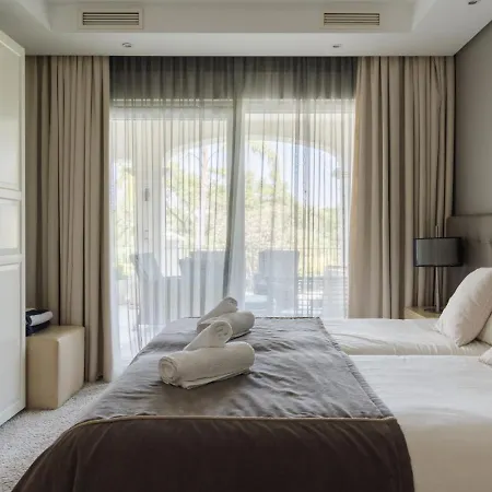 Villa Tranquila - Elegant Luxury With Private Pool, Gym, Stunning Outdoor Space Spcrm5587